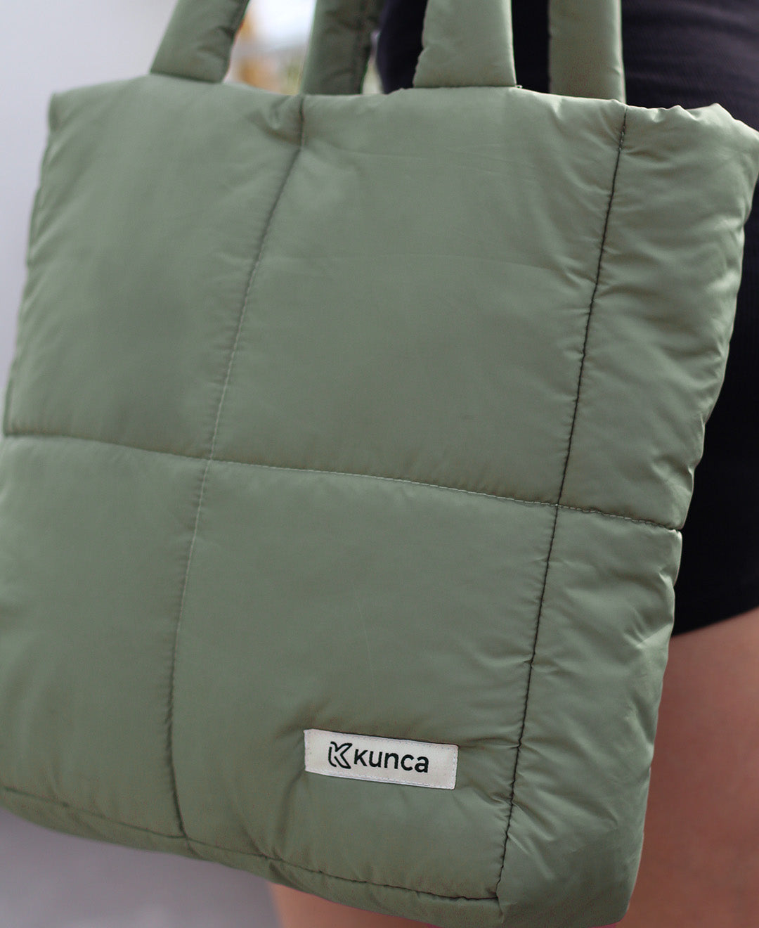 BOLSO PUFFER ATENA VERDE - Kunca